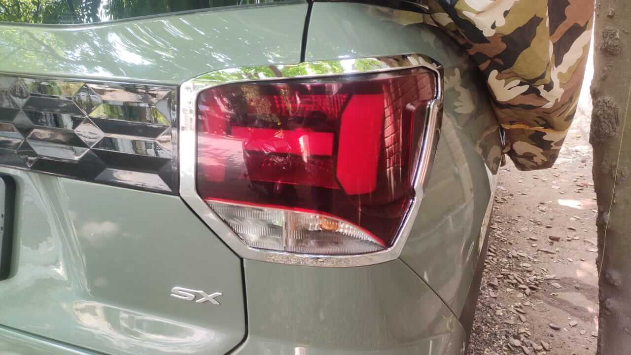 Galio Chrome Finish Tail Lamp Garnish Cover For Hyundai Exter