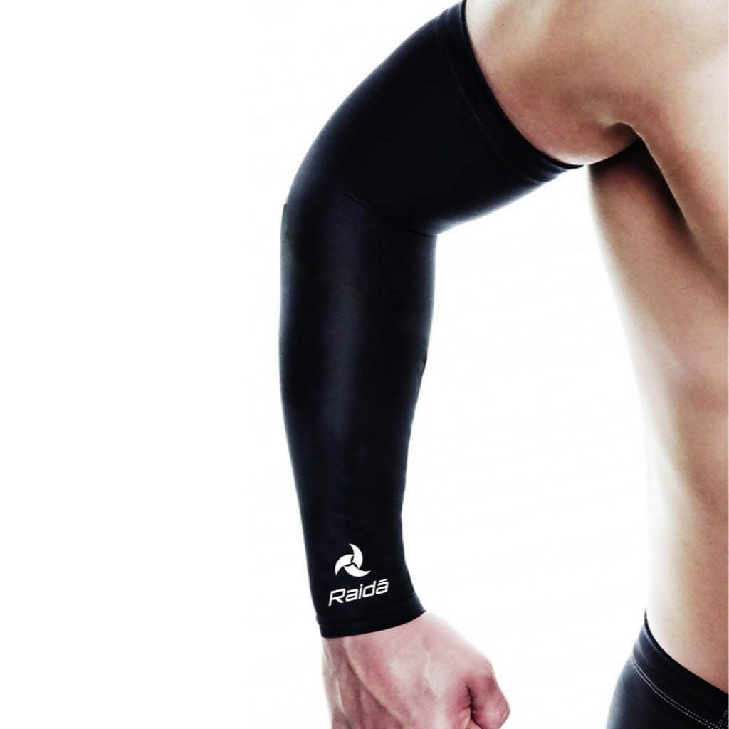 Raida Compression Arm Sleeves (Black) in Bangalore